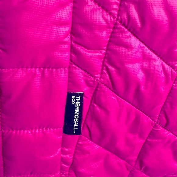 The North Face Women's Pink Jacket - Picture 4 of 6